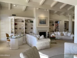 Photo #6: 6690520 Listing