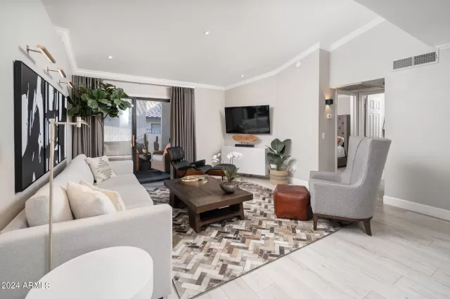 MLS: 6690609 Condo For Sale