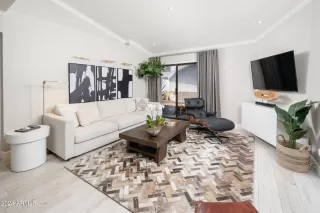 Photo #1: 6690609 Listing