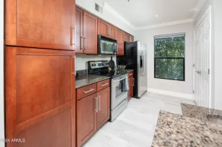 Photo #5: 6690609 Listing