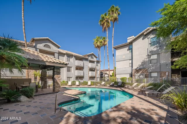 MLS: 6690658 Condo For Sale