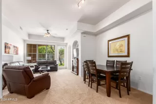 Photo #6: 6690736 Listing