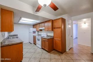 Photo #3: 6691144 Listing