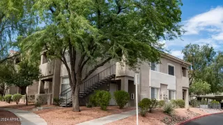 Photo #5: 6691174 Listing