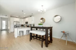 Photo #6: 6691257 Listing