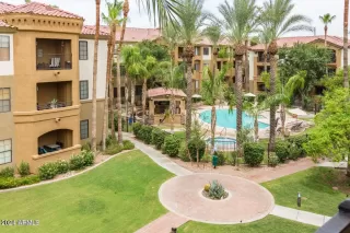 Photo #2: 6691276 Listing