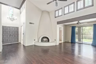 Photo #4: 6691304 Listing