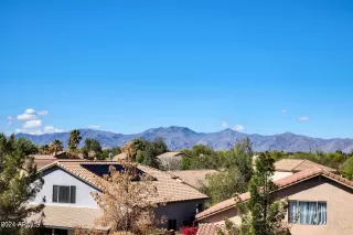 Photo #5: 6691312 Listing