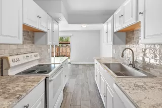 Photo #1: 6691398 Listing 