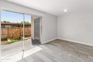 Photo #6: 6691398 Listing 