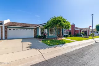 Photo #4: 6691549 Listing