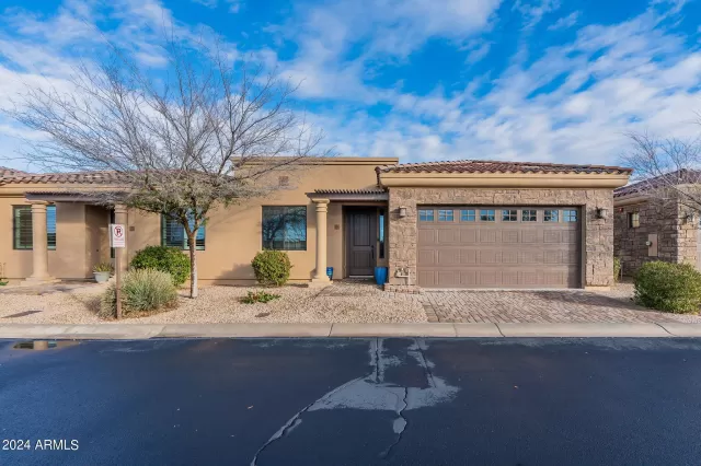 MLS: 6691558 Condo For Sale