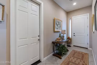 Photo #6: 6691558 Listing 