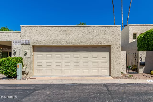 MLS: 6691673 Condo For Sale