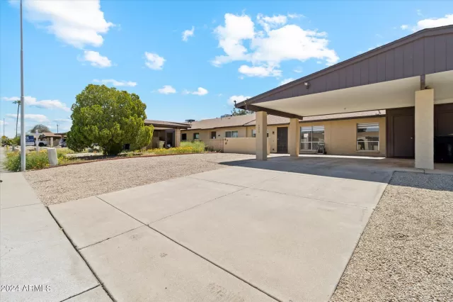 MLS: 6691809 Condo For Sale