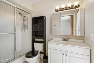 Photo #3: 6691809 Listing 