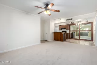 Photo #3: 6692264 Listing