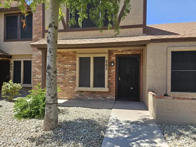 MLS: 6692600 Condo For Sale