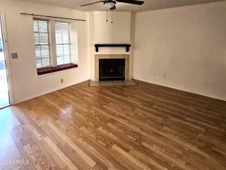 Photo #4: 6692600 Listing