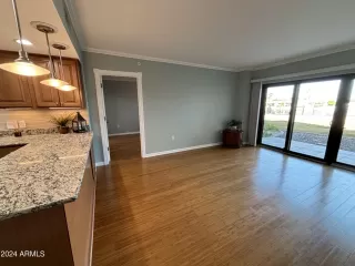 Photo #6: 6692651 Listing