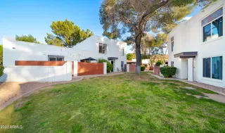 Photo #2: 6692668 Listing