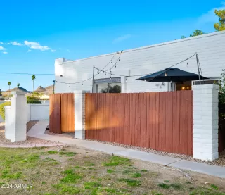 Photo #3: 6692668 Listing