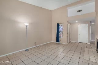 Photo #4: 6692677 Listing 