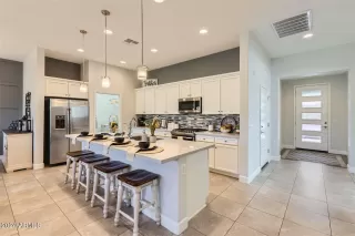 Photo #6: 6692693 Listing 