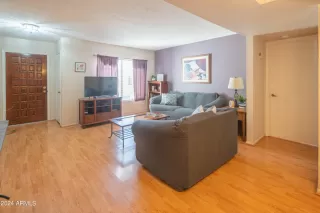 Photo #3: 6692739 Listing