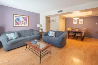 Photo #4: 6692739 Listing