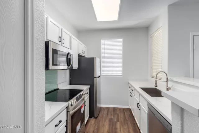 MLS: 6692779 Condo For Sale