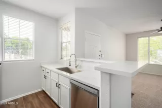 Photo #3: 6692779 Listing 