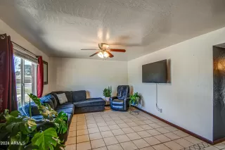 Photo #2: 6692781 Listing 