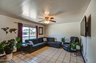 Photo #3: 6692781 Listing 