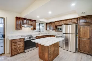 Photo #5: 6693094 Listing