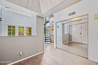 Photo #1: 6693121 Listing