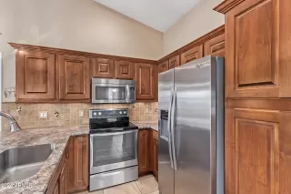 Photo #6: 6693192 Listing 