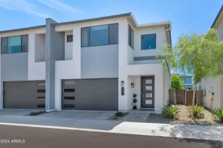 Photo #2: 6693262 Listing