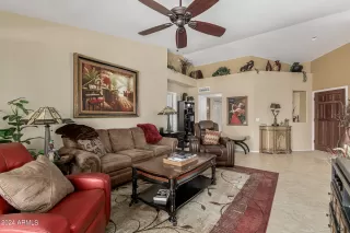 Photo #3: 6693301 Listing 