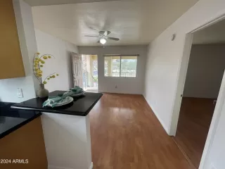 Photo #2: 6693400 Listing 