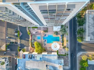 Photo #2: 6693640 Listing