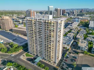 Photo #5: 6693640 Listing