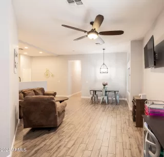 Photo #1: 6693939 Listing 