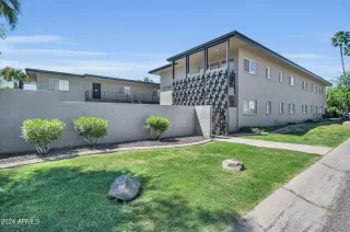 Photo #1: 6694034 Listing