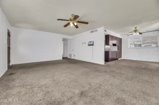 Photo #3: 6694034 Listing