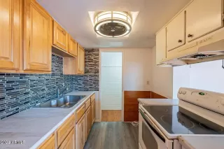 Photo #2: 6694308 Listing