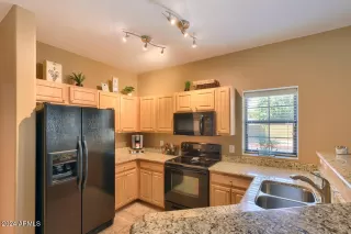 Photo #4: 6694515 Listing