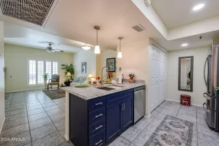 Photo #6: 6694620 Listing