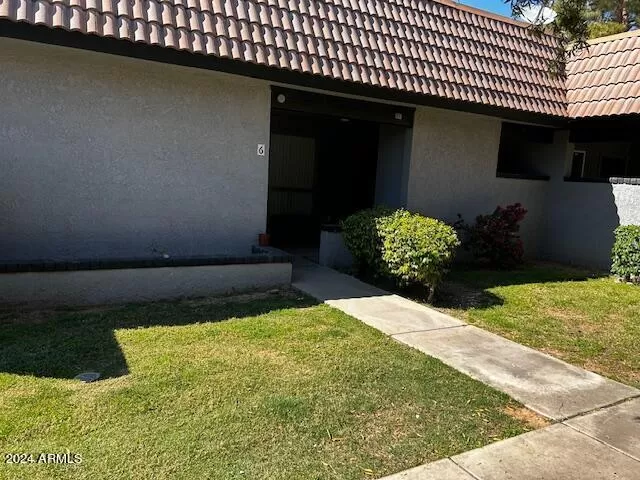 MLS: 6694624 Condo For Sale