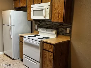 Photo #6: 6694624 Listing 